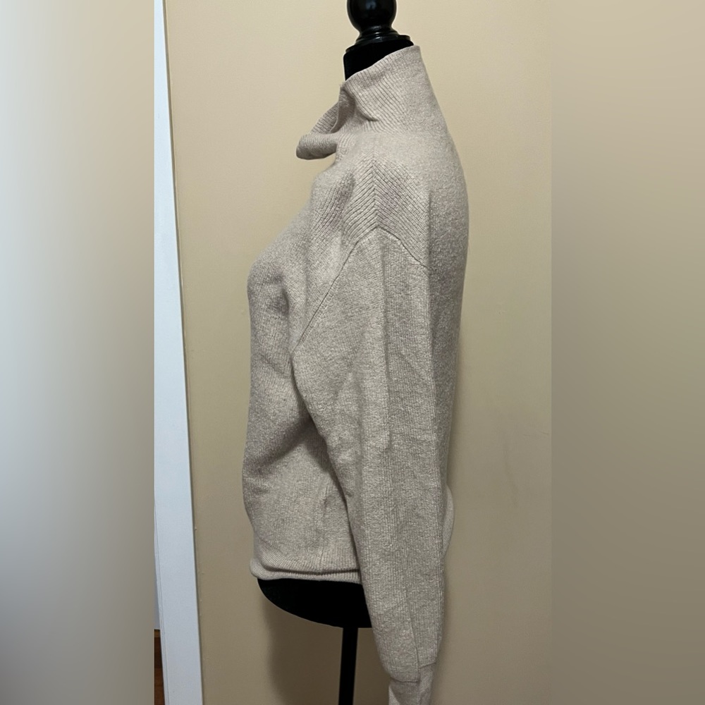 ARITZIA Wilfred Montpellier Turtleneck 100% Wool - Picture 4 of 9